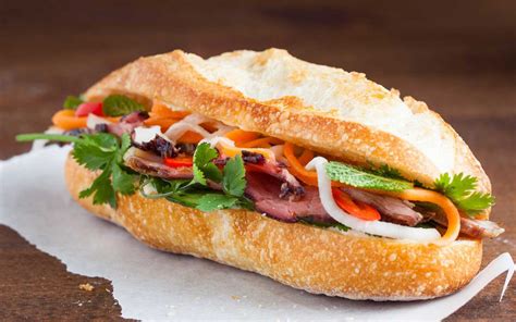  Bánh Mì - Một Sự Kết Hợp Tuyệt Vời Của Vị Ngọt Lôi Cuốn Và Xào Xạc Thơm Ngon